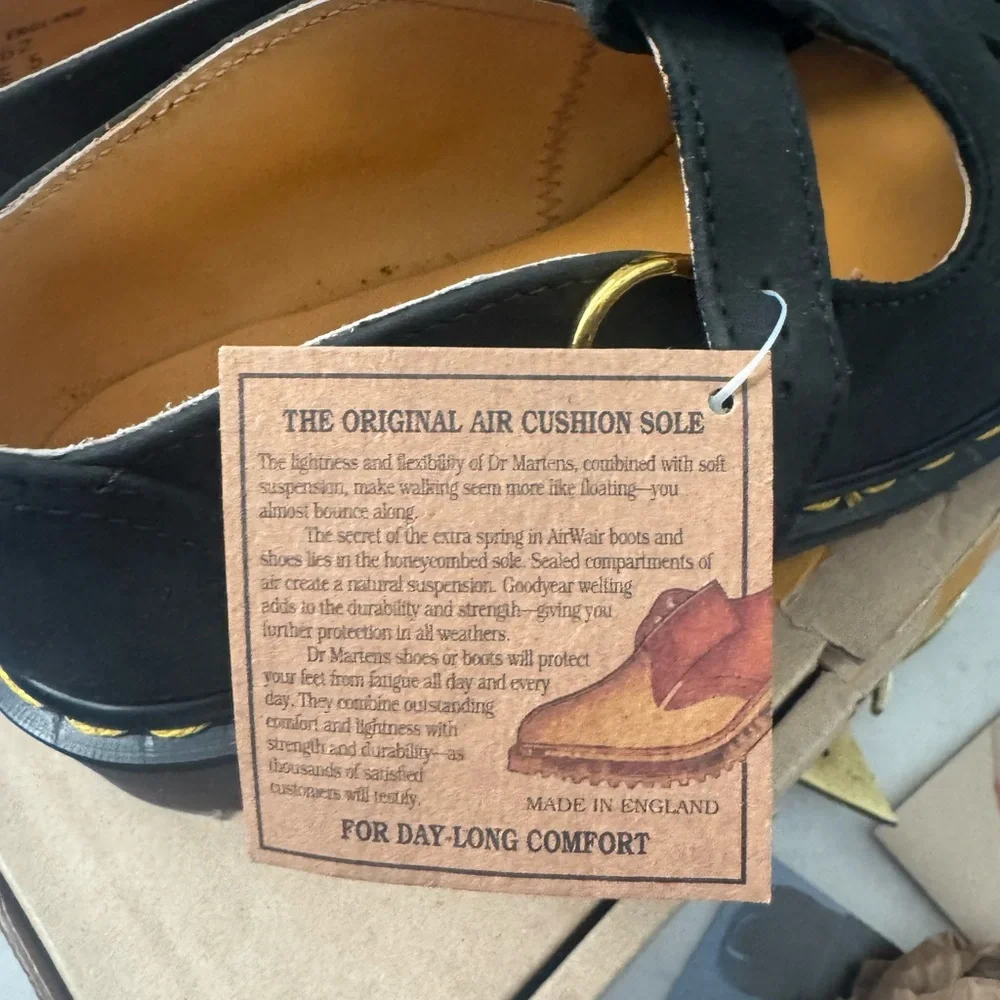 NIB England Made Dr. Martens Vintage Nubuck Tear Drop Mary Janes UK5 US 7-7.5 - Picture 8 of 10